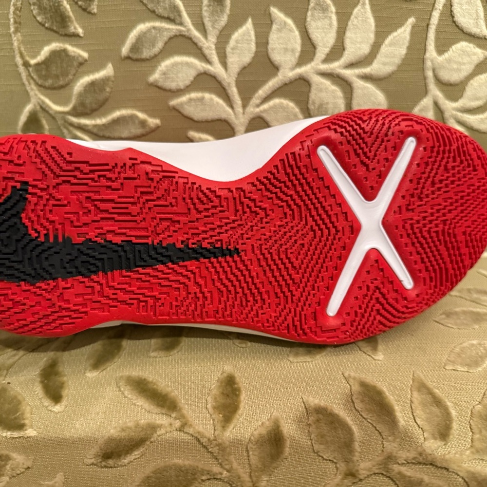 Nike Kids Red and Black Sneakers - Picture 5 of 5